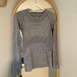 Lululemon Swiftly Tech Long Sleeve Top
